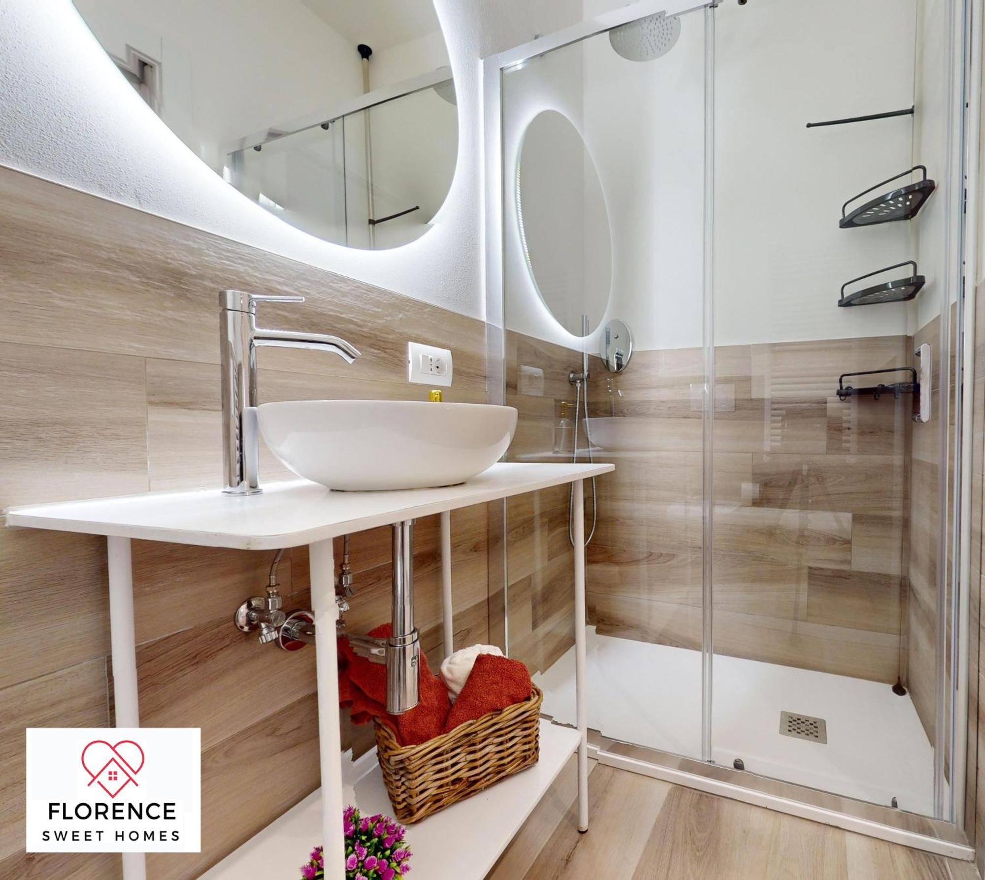 Sonia Apartment With Free Parking By Florence Sweet Homes Exterior foto